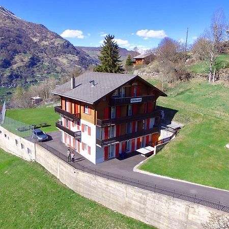 Gruppenhaus Rosy Hostel Grachen Exterior photo